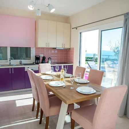 Koroni Villa