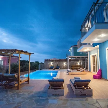 Koroni Villa Plateies